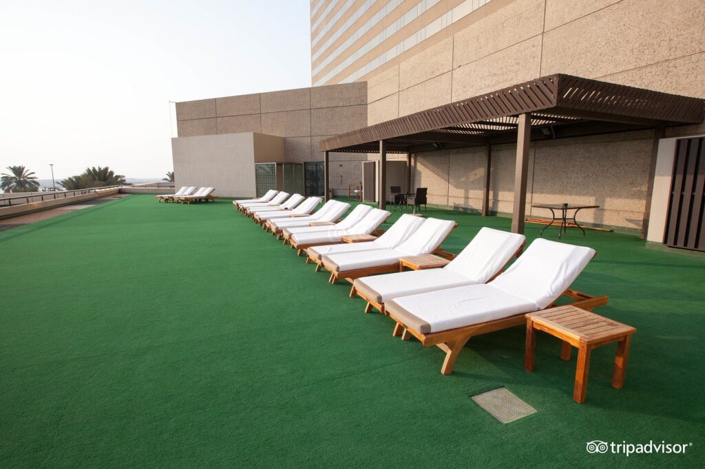 sun-terrace--v3635070